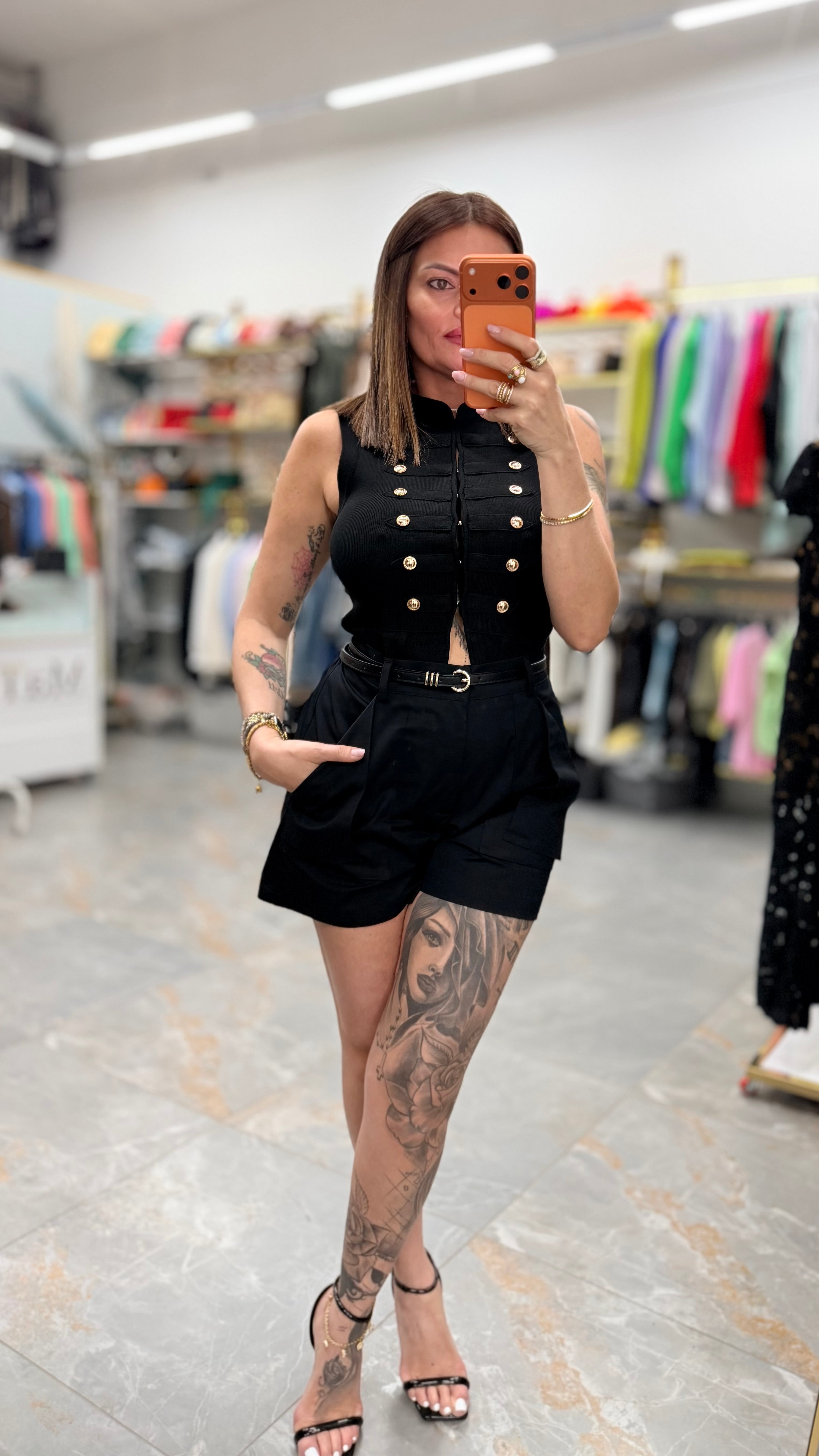 SHORTS JUST