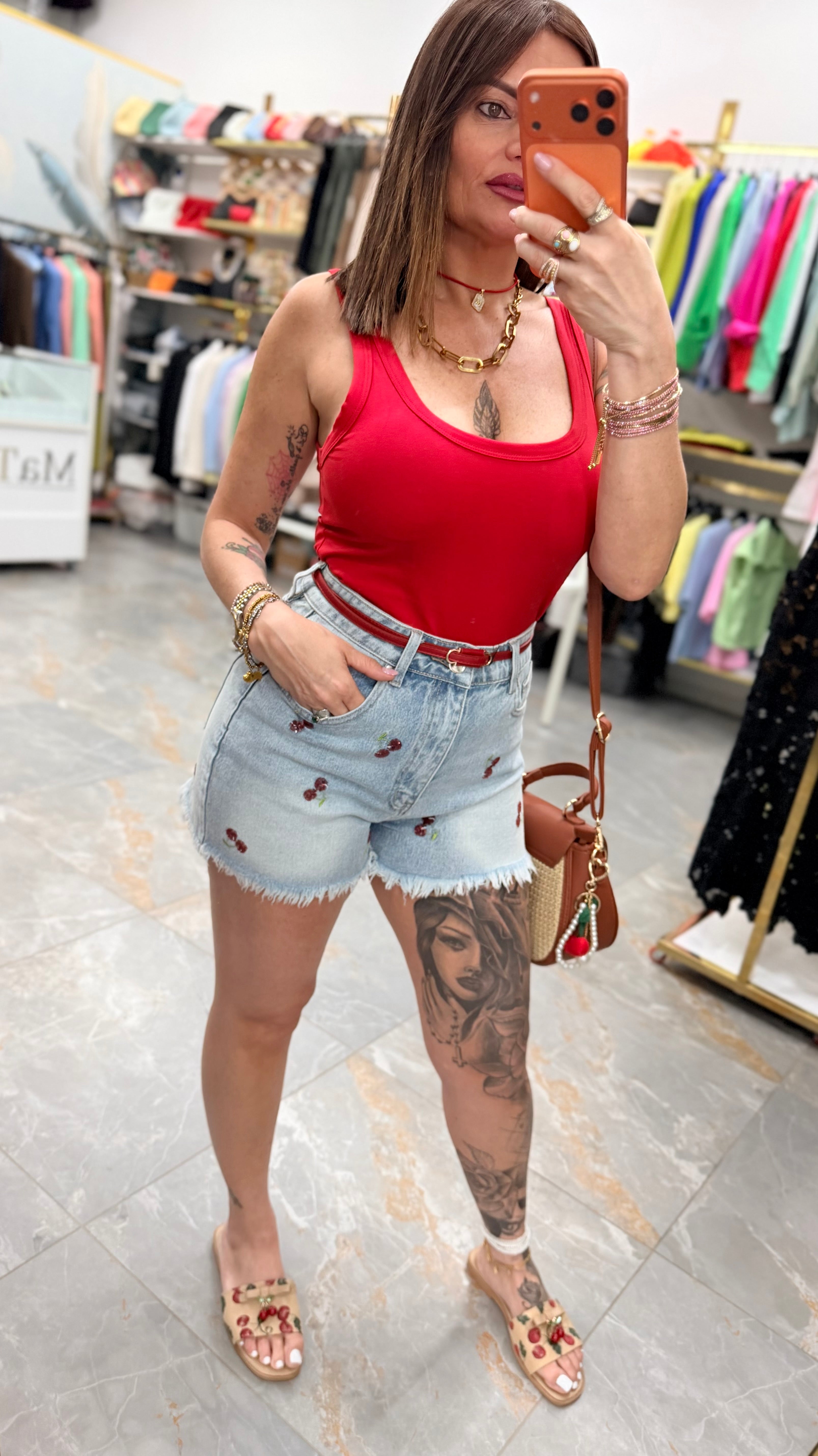 SHORTS CHERRY