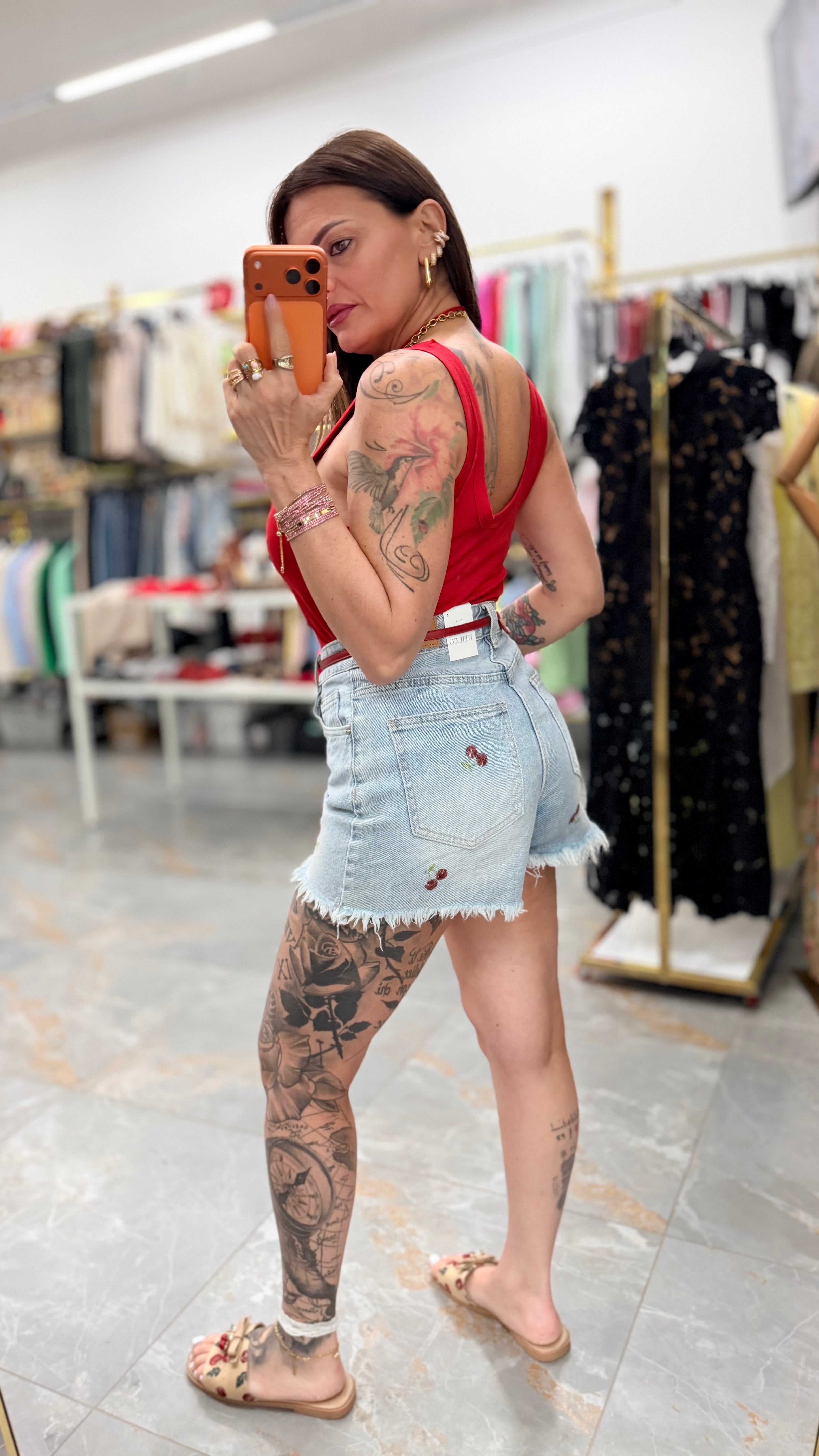 SHORTS CHERRY