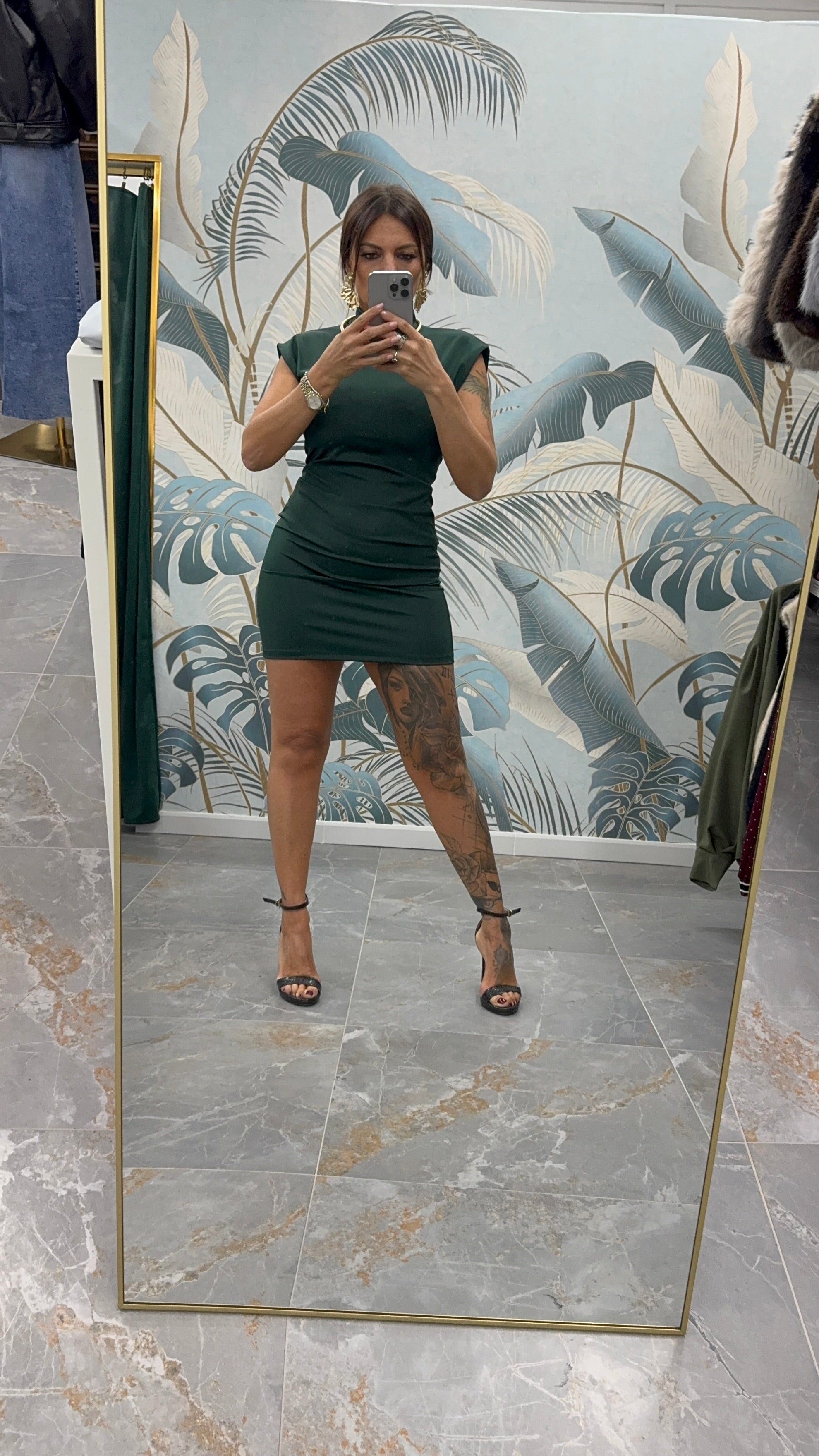 ABITO EVA